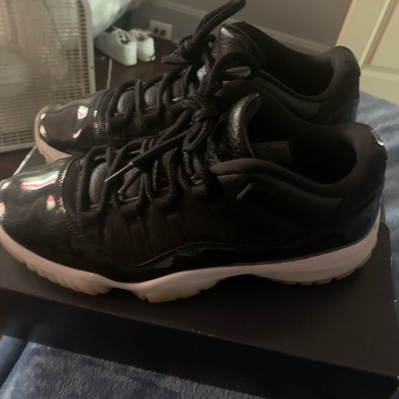 Shoes - Picture 2 of 2